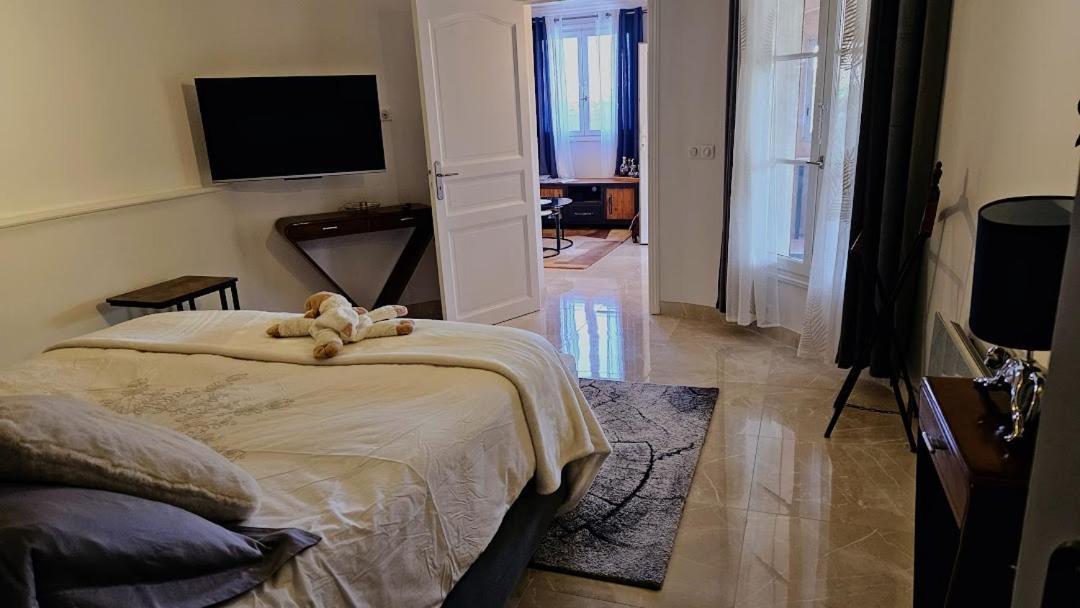 Elegant-Cosy 2P55M2 Dans Bas De Villa Provencale ! Villeneuve-Loubet Exterior foto