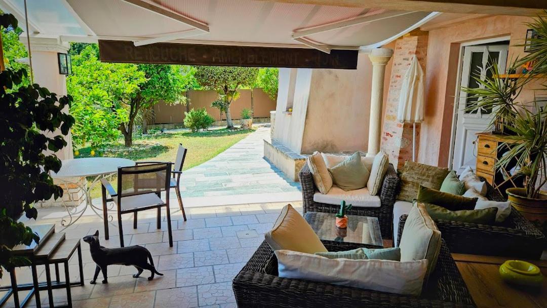 Elegant-Cosy 2P55M2 Dans Bas De Villa Provencale ! Villeneuve-Loubet Exterior foto
